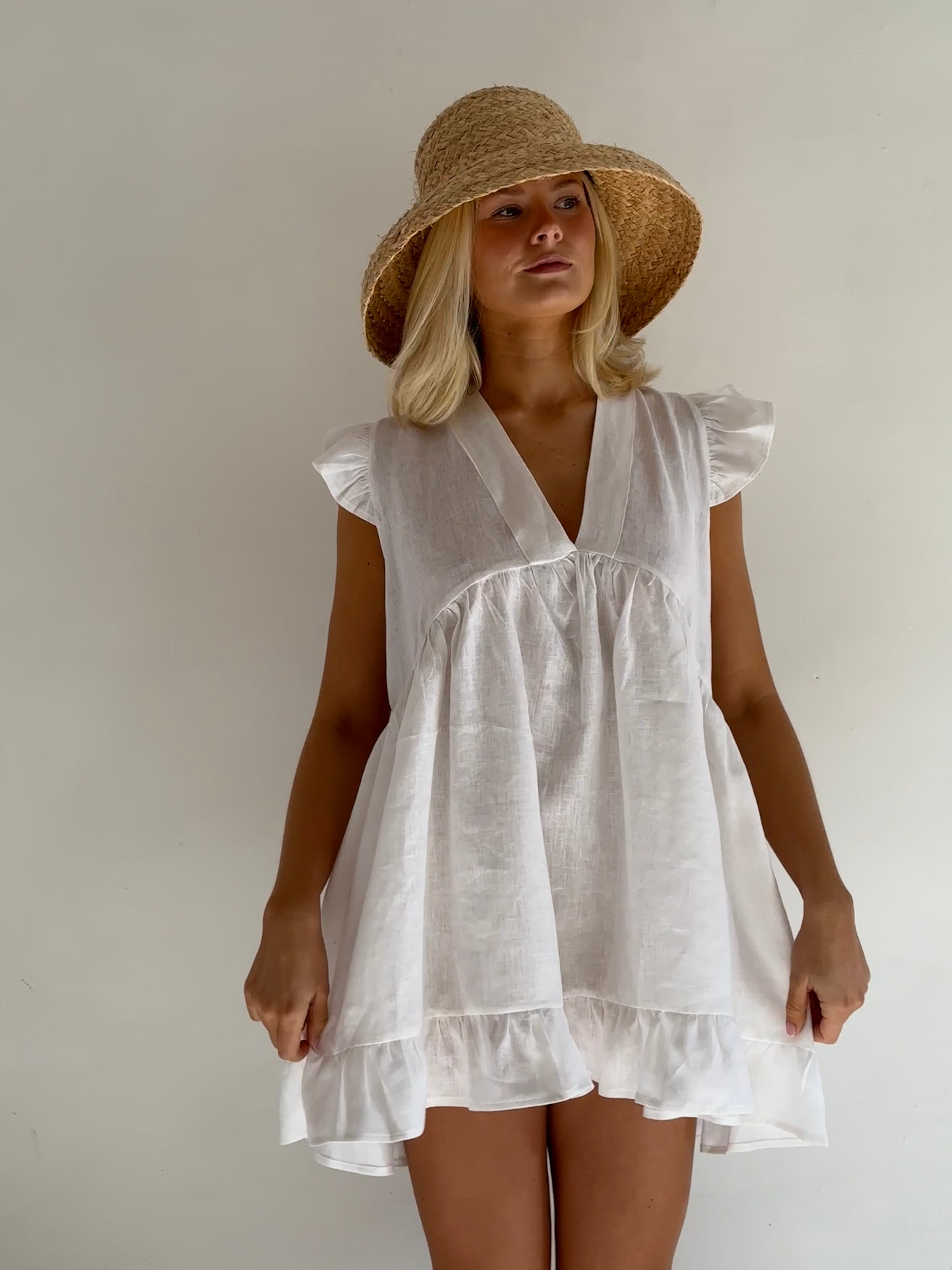 vestido de lino corto