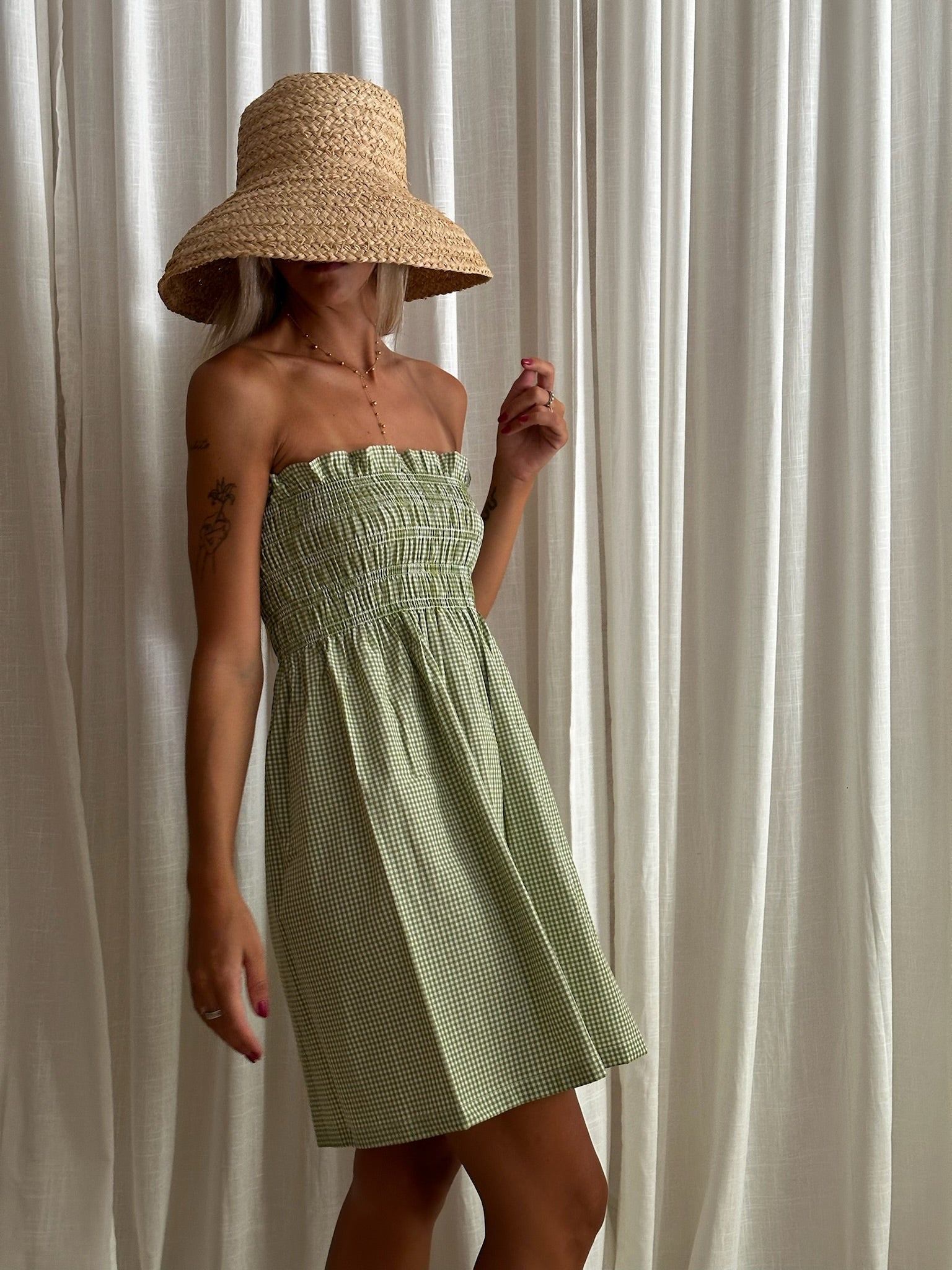 vestido de verano color verde