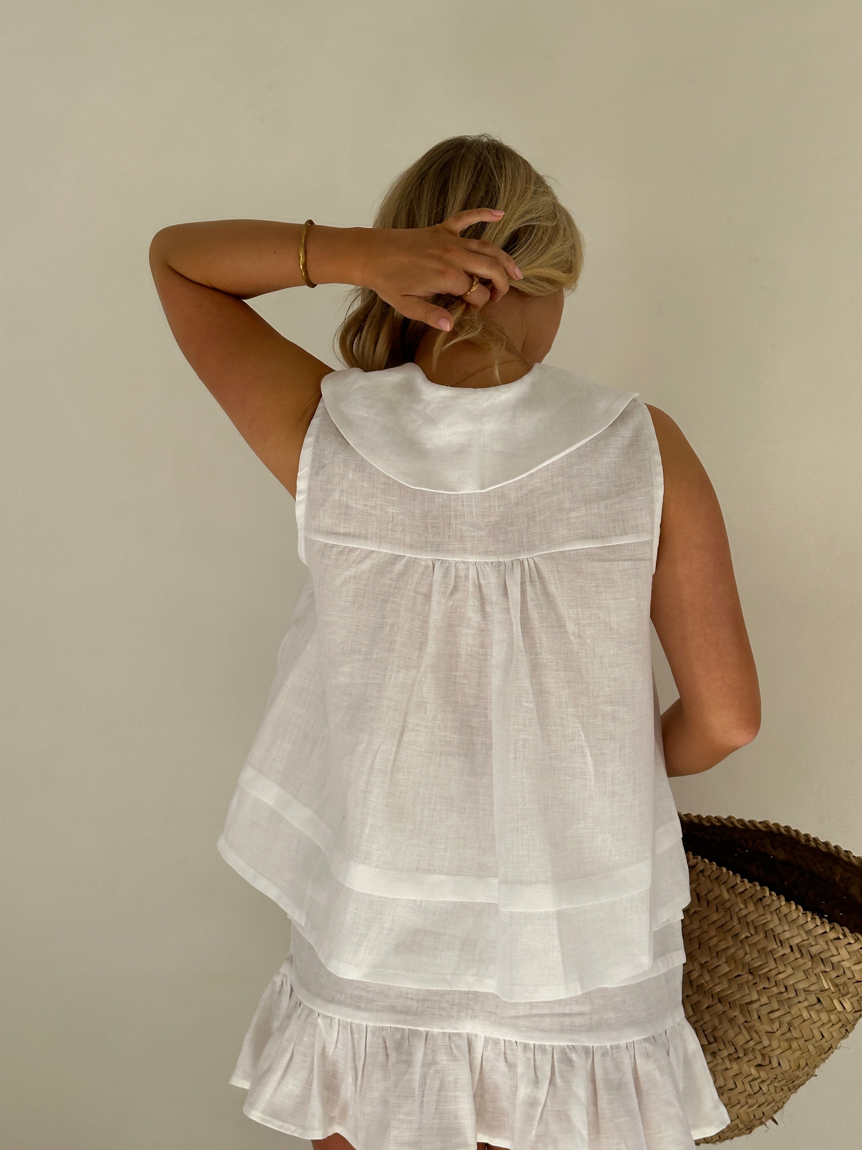 blusa de lino elegante de verano