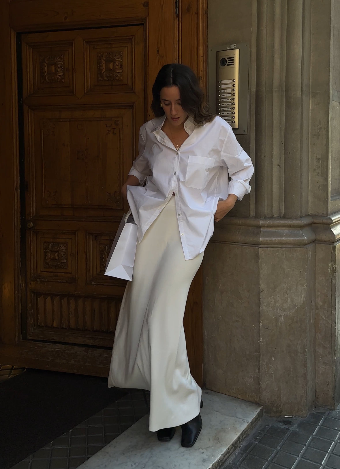camisa de lino blanca de mujer