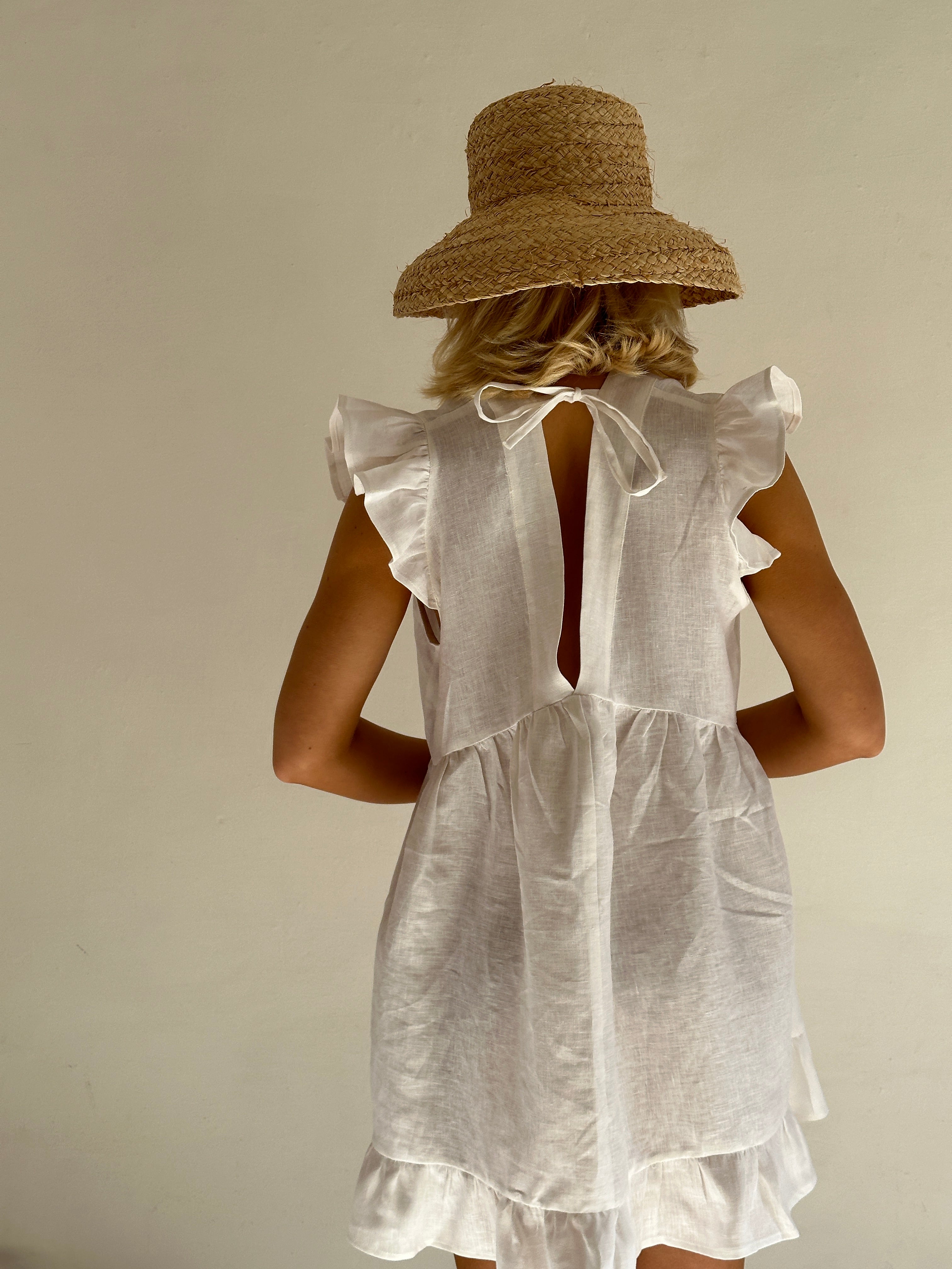 vestido de lino corto blanco